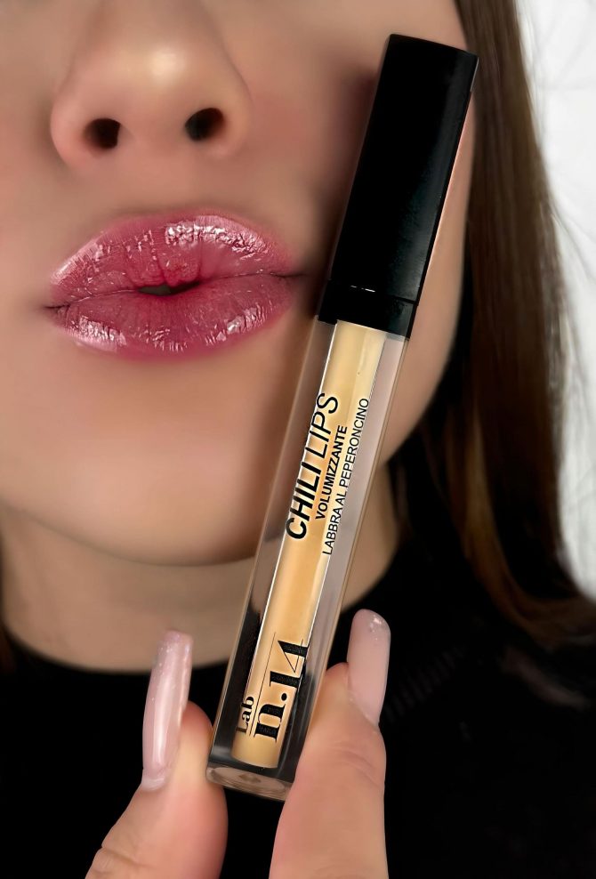 Lucidalabbra Chili Lips al Peperoncino - immagine 2