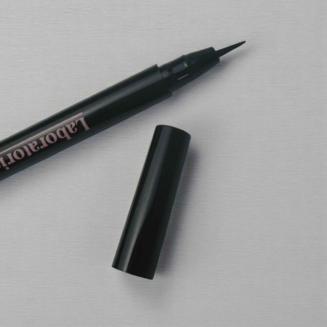 Eyeliner in Penna – Nero Intenso e Definizione Precisa - immagine 2
